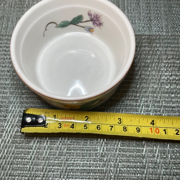 #72 Two Cute Flower Bakeware Dishes - Picture 13 of 15